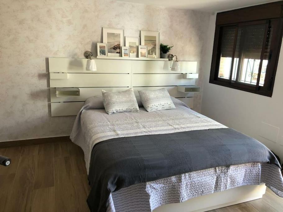 Estudio Maria De Waard Nerja Extérieur photo