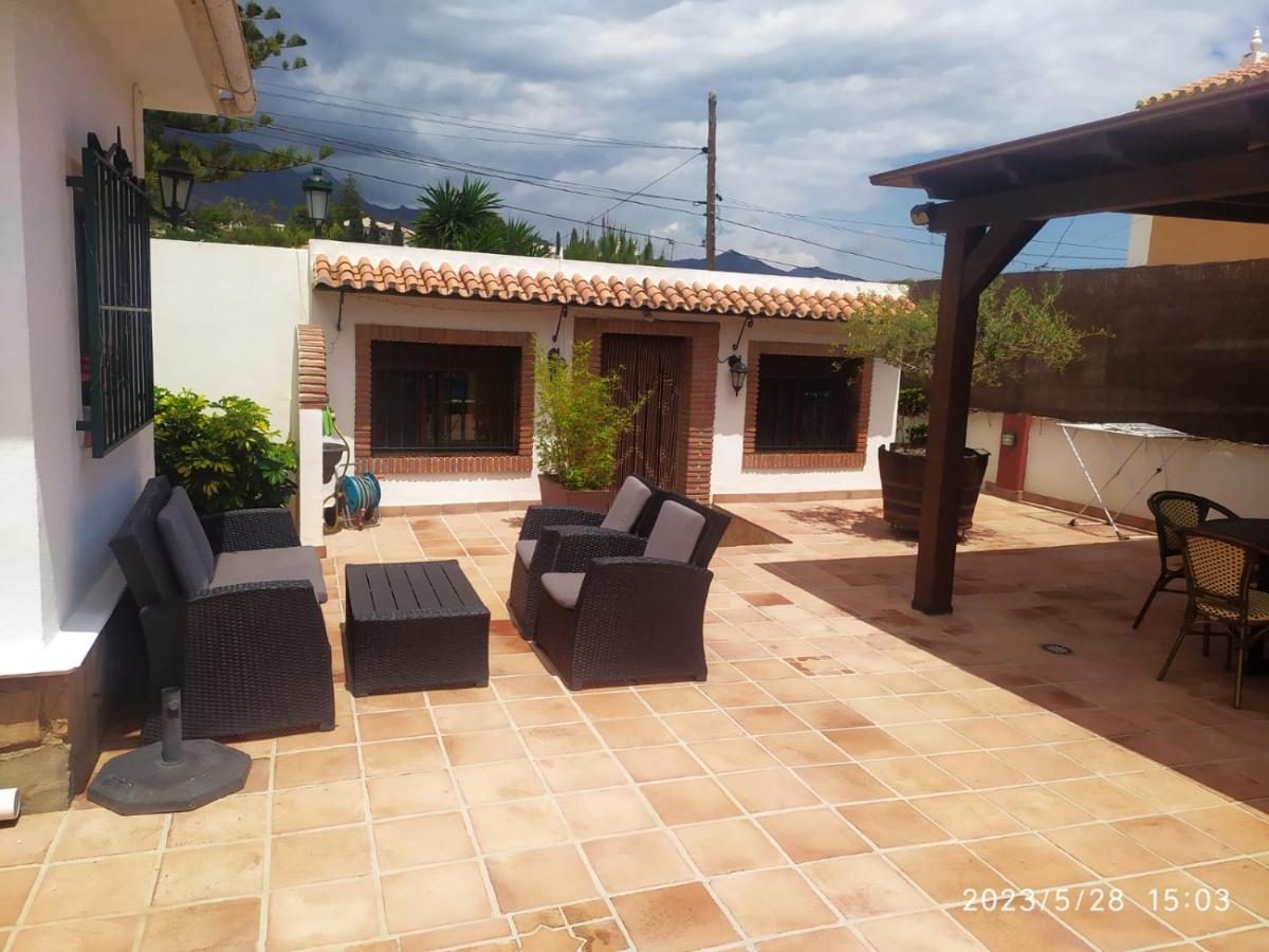 Estudio Maria De Waard Nerja Extérieur photo