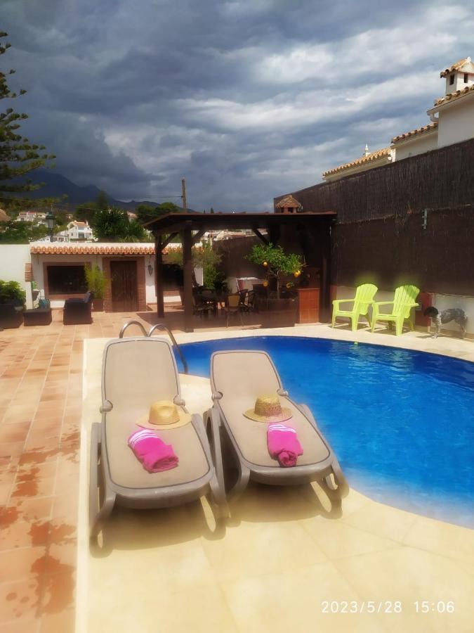 Estudio Maria De Waard Nerja Extérieur photo